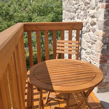 Couette-café Le Acacie